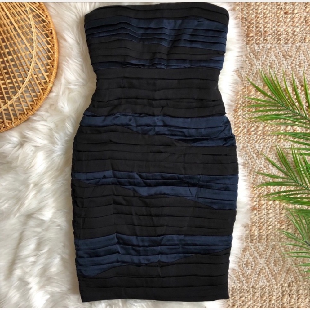 Black and blue Alice + Olivia strapless dress